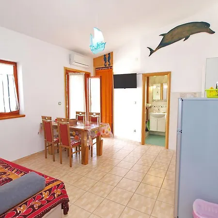 Apartment By The Sea 750 Pjescana Uvala