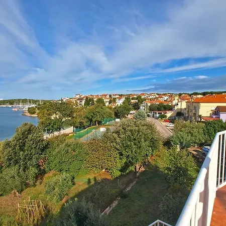 By The Sea 750 Apartment Pjescana Uvala