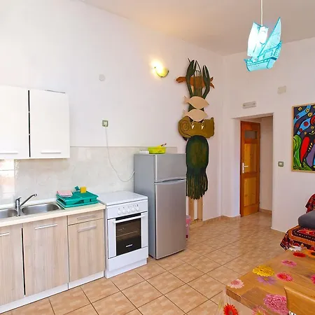 By The Sea 750 Apartman *