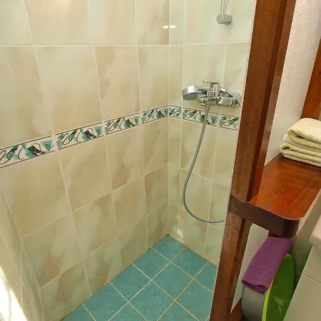 Apartman By The Sea 750
