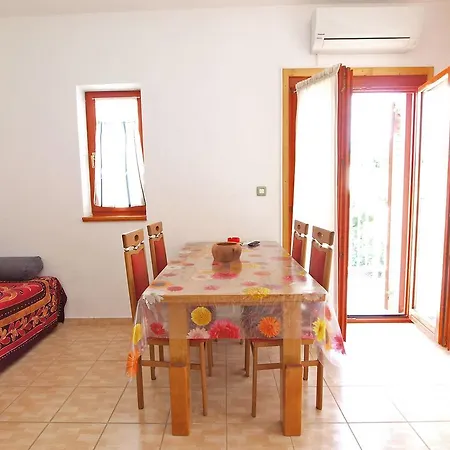 Apartman By The Sea 750 *