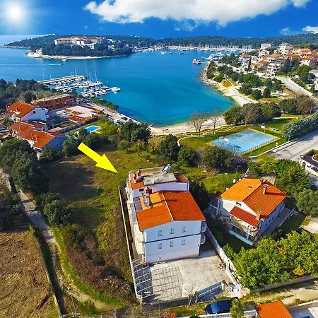 By The Sea 750 Apartman *